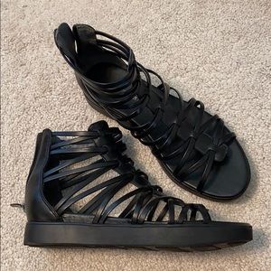 VIA SPIGA Strappy Moto Platform Sandals